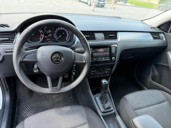 Skoda Rapid I Рестайлинг с пробегом 2019 года, цена 1 340 000 рублей, 86000 км, лифтбек, Автокод Объявления