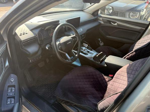 Haval Jolion I Рестайлинг с пробегом 2023 года, цена 1 801 000 рублей, 28000 км, внедорожник, Автокод Объявления