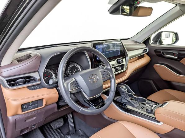 Toyota Highlander IV (XU70) с пробегом 2023 года, цена 4 610 000 рублей, 30096 км, внедорожник, Автокод Объявления