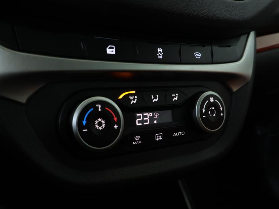 Lada (ВАЗ) Vesta I Москва  - изображение 16