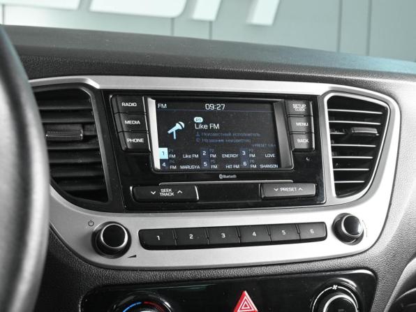 Hyundai Solaris II с пробегом 2018 года, цена 1 529 000 рублей, 115301 км, седан, Автокод Объявления