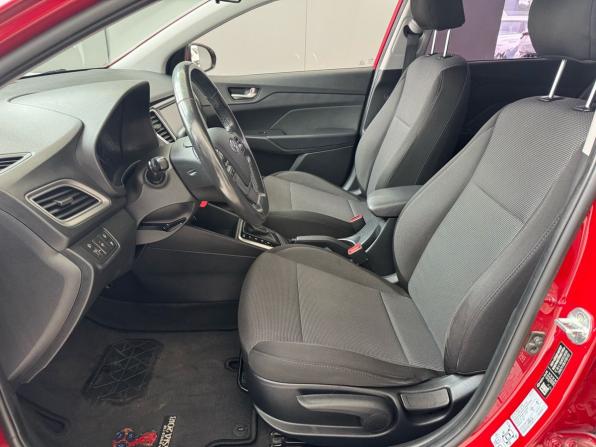 Hyundai Solaris II с пробегом 2019 года, цена 1 249 000 рублей, 101233 км, седан, Автокод Объявления
