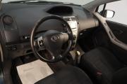 Toyota Yaris II Челябинск  - изображение 24