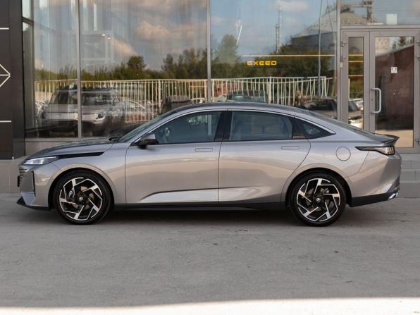 Changan Lamore с пробегом 2023 года, цена 2 000 000 рублей, 40529 км, седан, Автокод Объявления