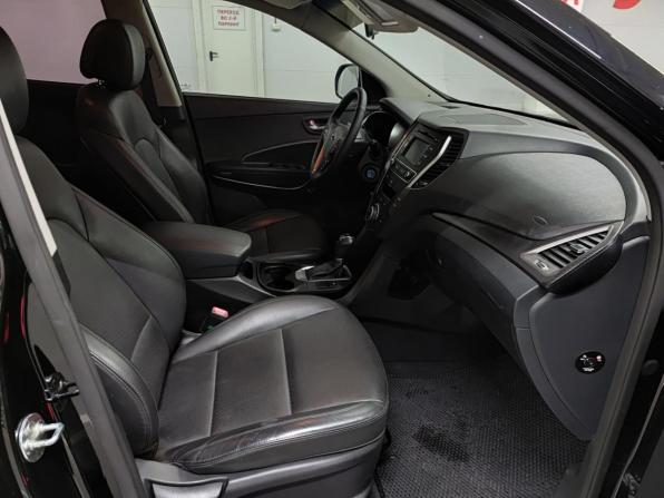Hyundai Santa Fe III Рестайлинг с пробегом 2017 года, цена 2 409 000 рублей, 159000 км, внедорожник, Автокод Объявления