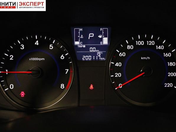 Hyundai Solaris I с пробегом 2014 года, цена 998 000 рублей, 200112 км, седан, Автокод Объявления