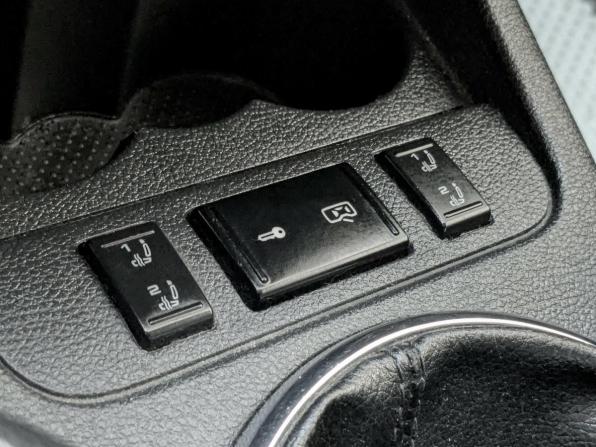 Skoda Fabia II Рестайлинг с пробегом 2012 года, цена 519 900 рублей, 260000 км, хэтчбек, Автокод Объявления