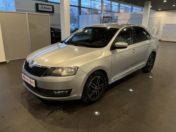 Skoda Rapid I Рестайлинг с пробегом 2018 года, цена 1 093 000 рублей, 201030 км, лифтбек, Автокод Объявления