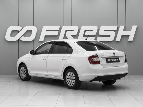 Skoda Rapid I с пробегом 2016 года, цена 950 000 рублей, 240236 км, лифтбек, Автокод Объявления