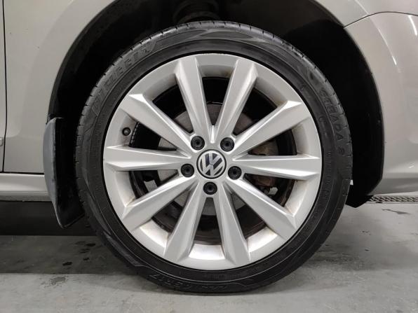 Volkswagen Jetta VI Рестайлинг с пробегом 2017 года, цена 1 215 000 рублей, 206618 км, седан, Автокод Объявления