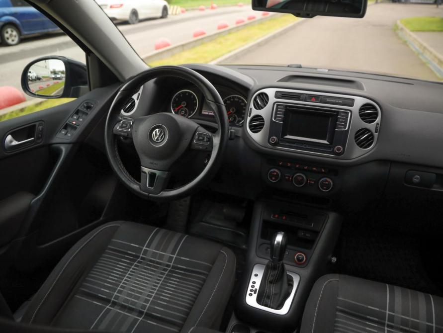 Volkswagen Tiguan I Рестайлинг Санкт-Петербург  - изображение 10