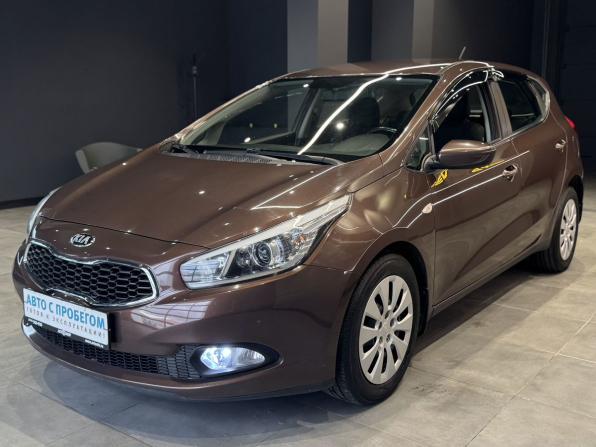 Kia Ceed II с пробегом 2013 года, цена 1 180 000 рублей, 122189 км, хэтчбек, Автокод Объявления
