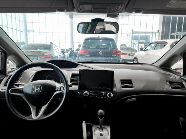 Honda Civic VIII Рестайлинг с пробегом 2009 года, цена 1 090 000 рублей, 100944 км, седан, Автокод Объявления
