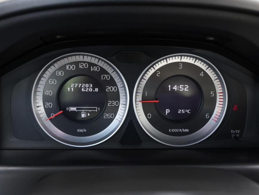 Volvo XC60 I Москва  - изображение 14