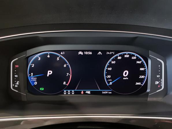 Volkswagen Tiguan II Рестайлинг с пробегом 2021 года, цена 3 999 000 рублей, 56090 км, внедорожник, Автокод Объявления