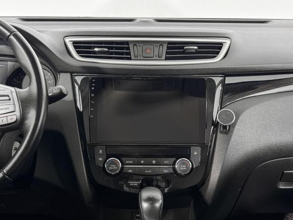 Nissan Qashqai II с пробегом 2018 года, цена 1 648 300 рублей, 61078 км, внедорожник, Автокод Объявления