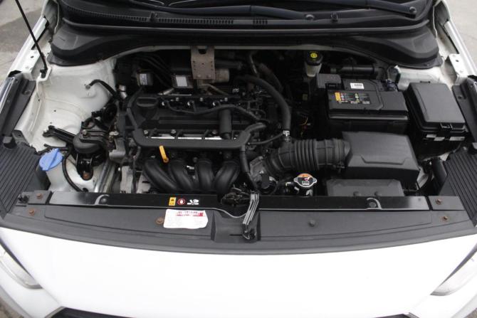 Hyundai Solaris II с пробегом 2018 года, цена 880 000 рублей, 201352 км, седан, Автокод Объявления