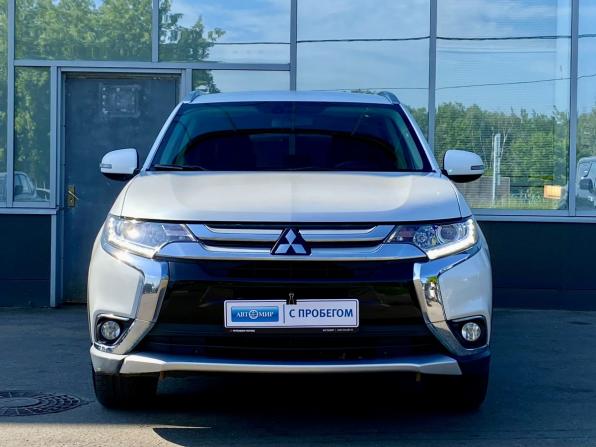 Mitsubishi Outlander III Рестайлинг 2 с пробегом 2015 года, цена 1 729 000 рублей, 99954 км, внедорожник, Автокод Объявления