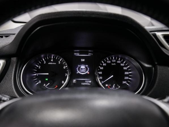 Nissan Qashqai II с пробегом 2017 года, цена 1 694 000 рублей, 158000 км, внедорожник, Автокод Объявления