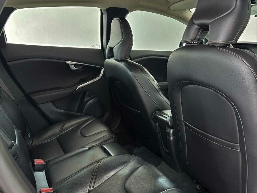 Volvo V40 II Москва  - изображение 14