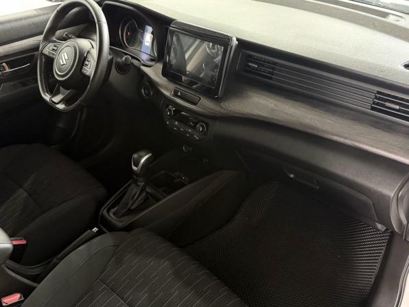 Suzuki Ertiga II с пробегом 2022 года, цена 1 870 000 рублей, 40373 км, компактвэн, Автокод Объявления