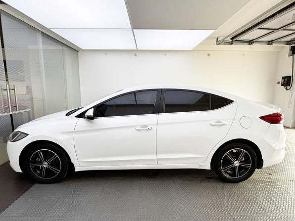 Hyundai Elantra VI (AD) с пробегом 2016 года, цена 1 300 000 рублей, 181455 км, седан, Автокод Объявления
