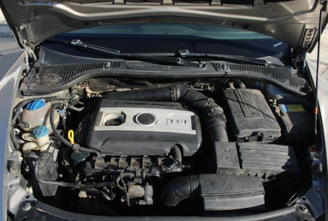 Skoda Octavia II (A5) Рестайлинг с пробегом 2013 года, цена 930 000 рублей, 244673 км, лифтбек, Автокод Объявления