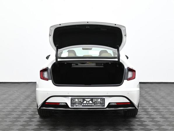 Hyundai Sonata VIII (DN8) с пробегом 2021 года, цена 2 499 000 рублей, 72000 км, седан, Автокод Объявления