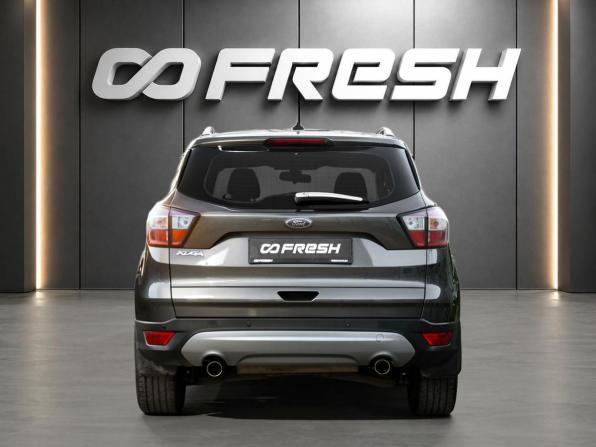 Ford Kuga II Рестайлинг с пробегом 2017 года, цена 1 548 000 рублей, 137768 км, внедорожник, Автокод Объявления
