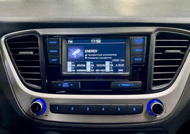 Hyundai Solaris II с пробегом 2018 года, цена 1 290 000 рублей, 118030 км, седан, Автокод Объявления