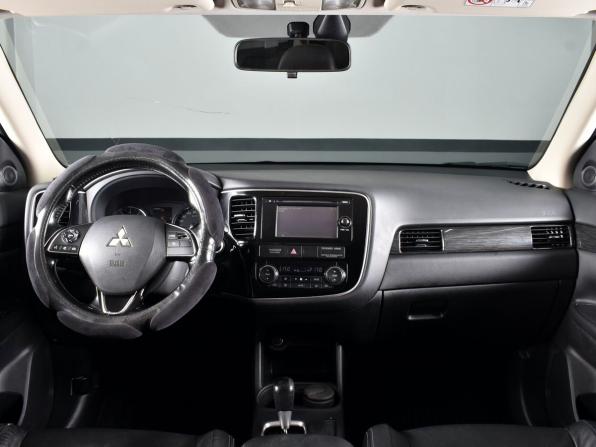 Mitsubishi Outlander III Рестайлинг 2 с пробегом 2016 года, цена 1 949 999 рублей, 86948 км, внедорожник, Автокод Объявления