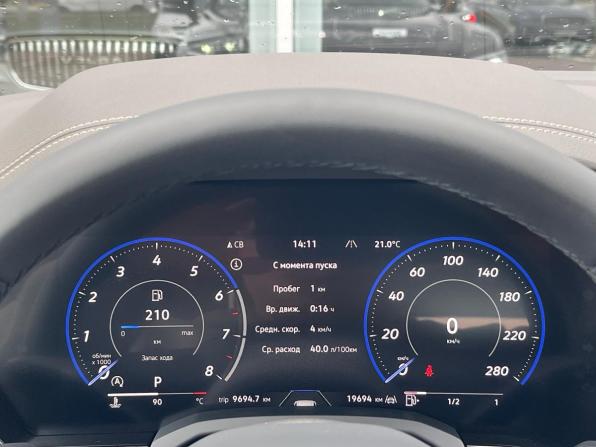 Volkswagen Touareg III Рестайлинг с пробегом 2025 года, цена 7 000 000 рублей, 19500 км, внедорожник, Автокод Объявления