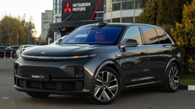Li Auto (Lixiang) L7 I с пробегом 2023 года, цена 5 630 000 рублей, 49753 км, внедорожник, Автокод Объявления