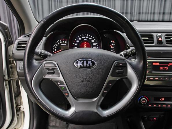 Kia Rio III Рестайлинг с пробегом 2016 года, цена 1 198 000 рублей, 88242 км, седан, Автокод Объявления