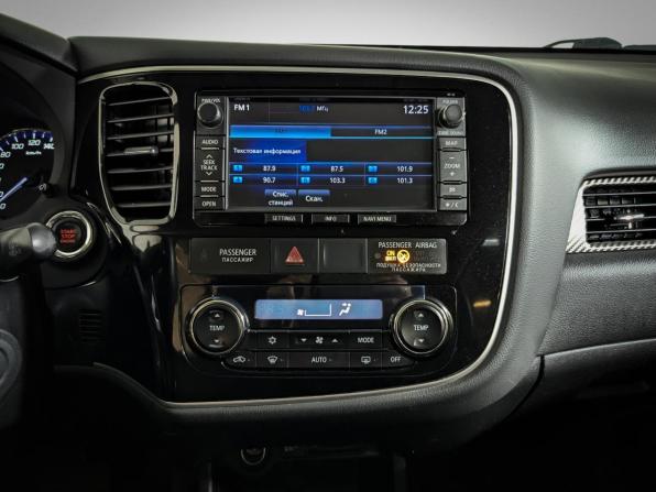 Mitsubishi Outlander III Рестайлинг с пробегом 2014 года, цена 1 599 500 рублей, 178000 км, внедорожник, Автокод Объявления