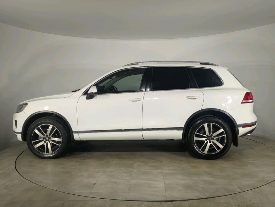 Volkswagen Touareg II Рестайлинг Санкт-Петербург  - изображение 8