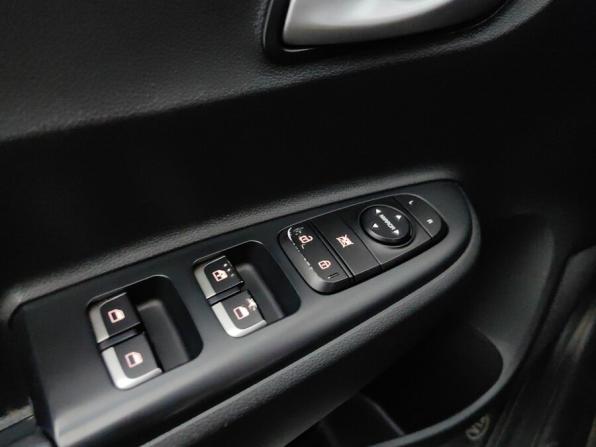 Kia Rio IV с пробегом 2018 года, цена 1 289 000 рублей, 112000 км, седан, Автокод Объявления