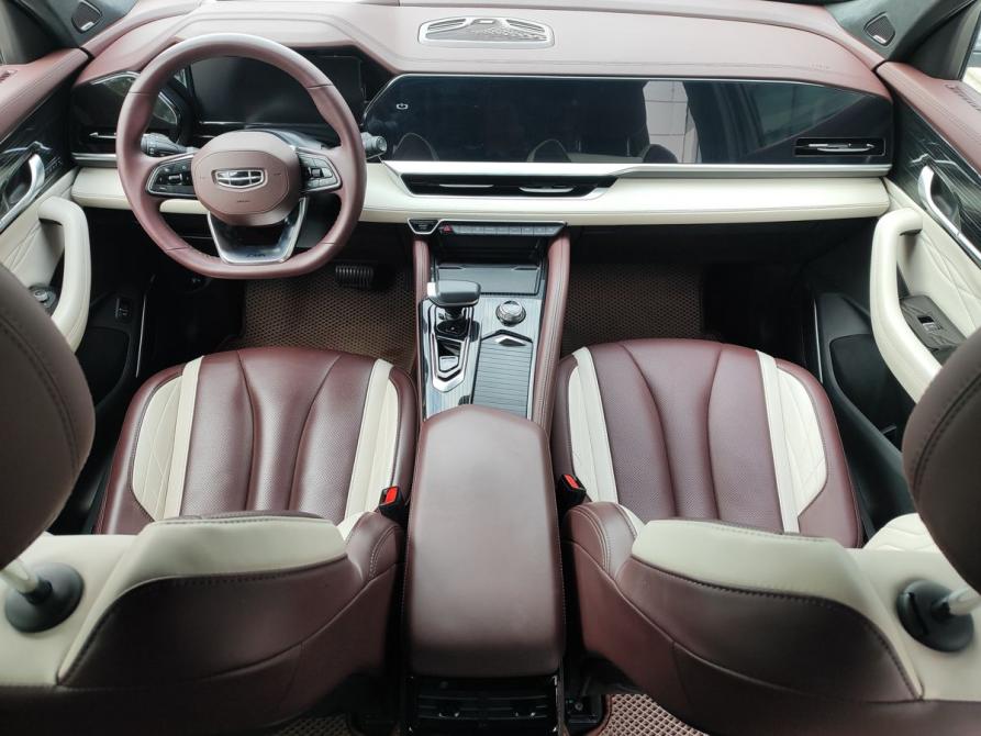 Geely Monjaro I Москва  - изображение 10