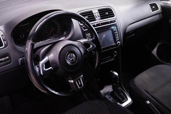 Volkswagen Polo V с пробегом 2012 года, цена 779 000 рублей, 114003 км, седан, Автокод Объявления