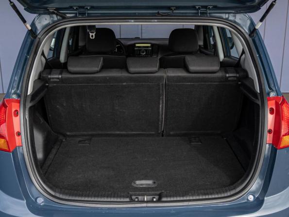 Kia Venga I с пробегом 2012 года, цена 900 000 рублей, 213837 км, компактвэн, Автокод Объявления