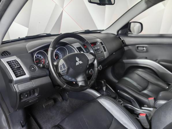 Mitsubishi Outlander II Рестайлинг с пробегом 2011 года, цена 919 000 рублей, 220917 км, внедорожник, Автокод Объявления
