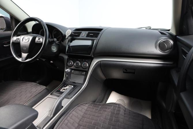 Mazda 6 II (GH) Рестайлинг с пробегом 2011 года, цена 1 349 000 рублей, 92000 км, лифтбек, Автокод Объявления