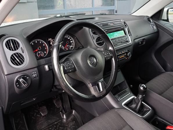 Volkswagen Tiguan I Рестайлинг с пробегом 2013 года, цена 1 175 000 рублей, 170234 км, внедорожник, Автокод Объявления