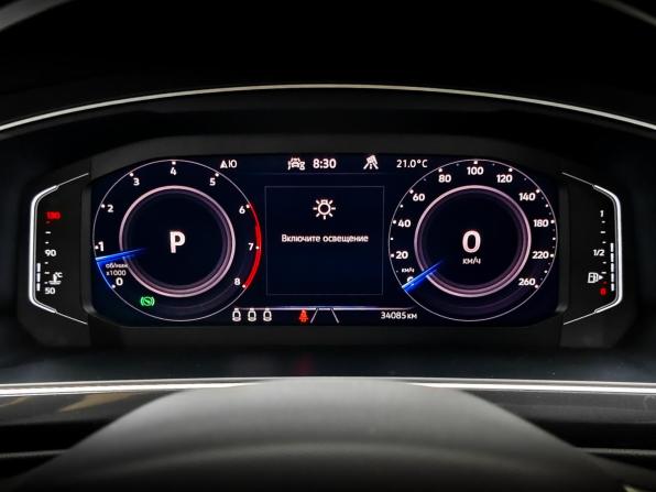 Volkswagen Tiguan II Рестайлинг с пробегом 2021 года, цена 4 215 000 рублей, 34083 км, внедорожник, Автокод Объявления
