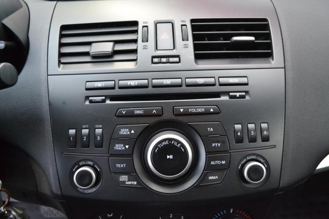 Mazda 3 II (BL) Рестайлинг с пробегом 2012 года, цена 990 000 рублей, 189891 км, седан, Автокод Объявления