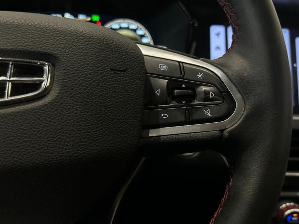 Geely Tugella I Рестайлинг с пробегом 2023 года, цена 2 699 000 рублей, 68165 км, внедорожник, Автокод Объявления