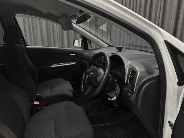 Toyota Wish I с пробегом 2004 года, цена 599 000 рублей, 350000 км, минивэн, Автокод Объявления