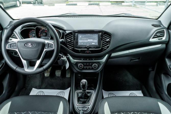 Lada (ВАЗ) Vesta I с пробегом 2018 года, цена 980 000 рублей, 82111 км, седан, Автокод Объявления