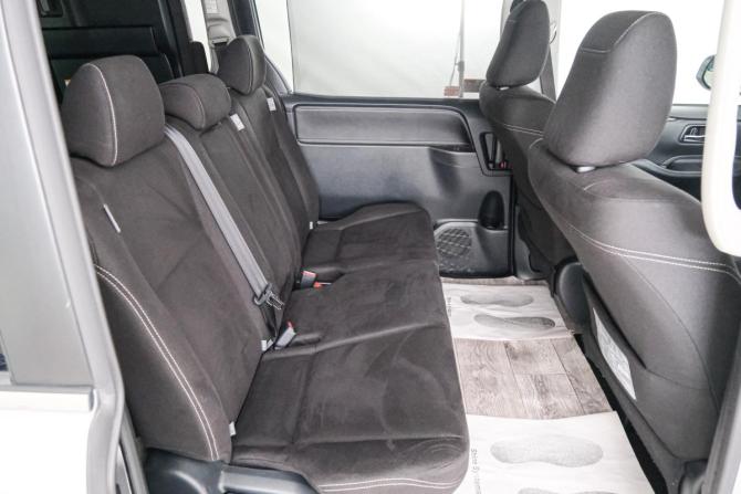 Toyota Esquire I с пробегом 2016 года, цена 2 429 000 рублей, 94535 км, минивэн, Автокод Объявления