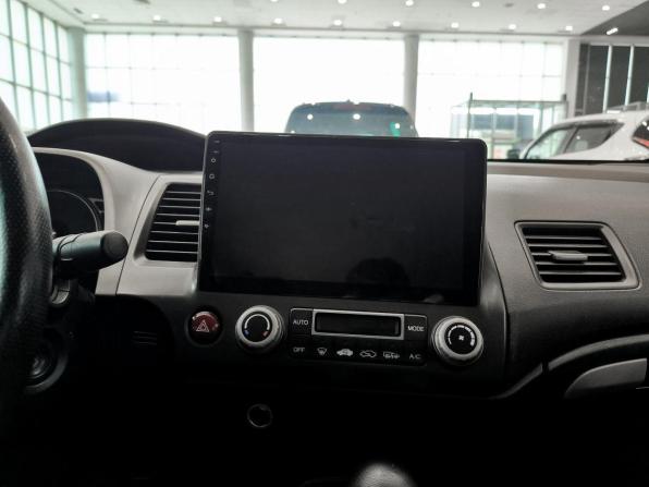 Honda Civic VIII Рестайлинг с пробегом 2009 года, цена 1 090 000 рублей, 100944 км, седан, Автокод Объявления